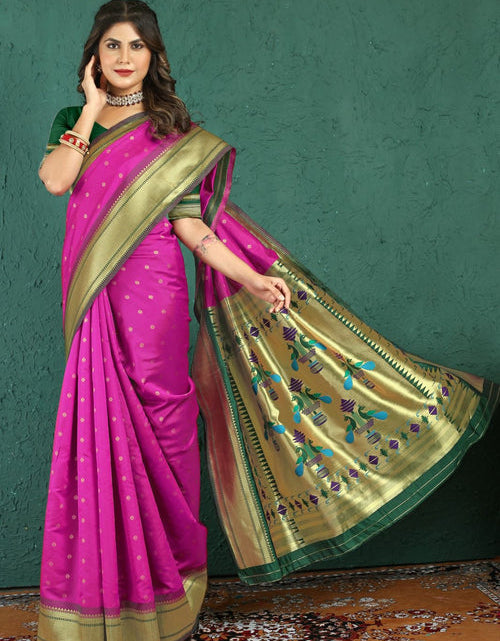 Load image into Gallery viewer, rajyogam paithani silk saree surat
