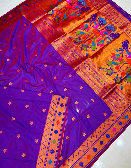 Load image into Gallery viewer, rajyogam paithani silk saree surat
