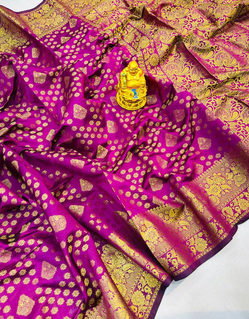 Load image into Gallery viewer, rajyogam banarasi silk saree surat
