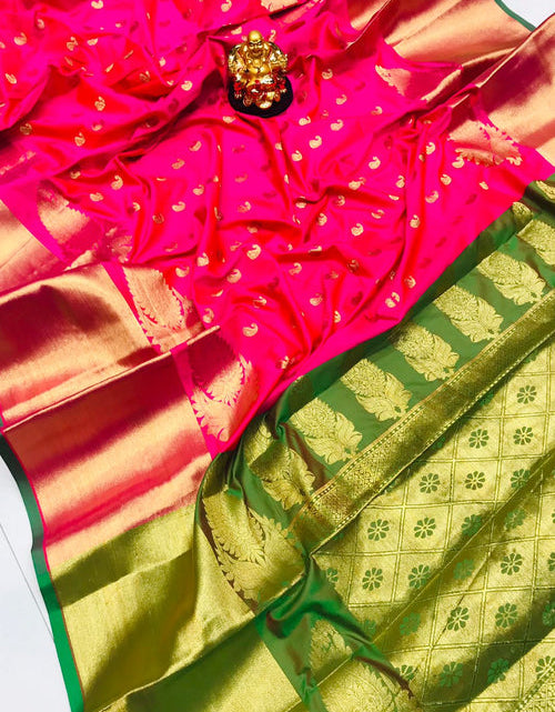 Load image into Gallery viewer, rajyogam banarasi silk saree surat
