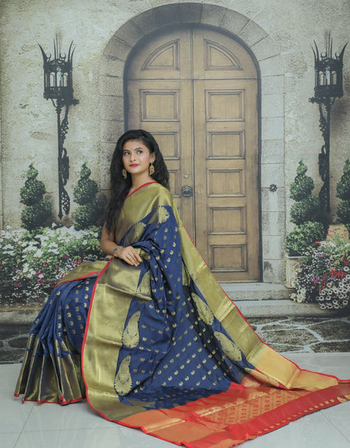 Load image into Gallery viewer, rajyogam banarasi silk saree surat
