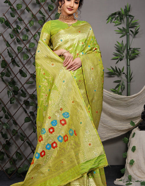 Load image into Gallery viewer, rajyogam banarasi silk saree surat
