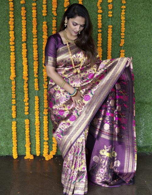 Load image into Gallery viewer, rajyogam paithani silk saree surat
