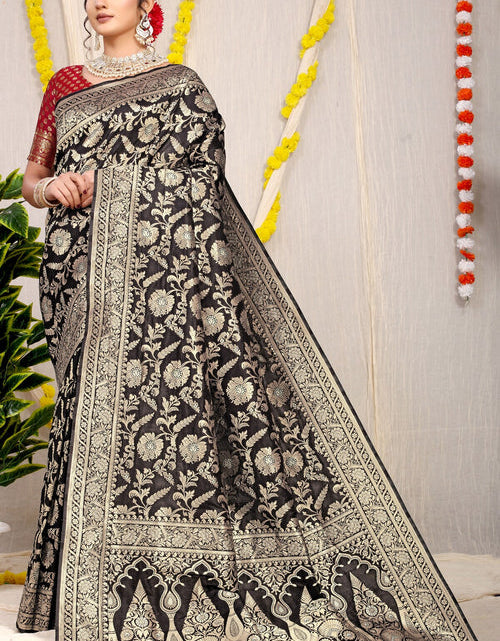 Load image into Gallery viewer, rajyogam banarasi silk saree surat
