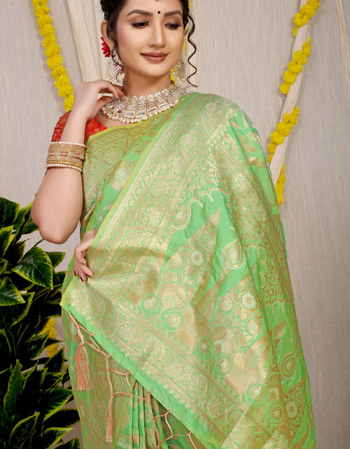 Load image into Gallery viewer, rajyogam banarasi silk saree surat
