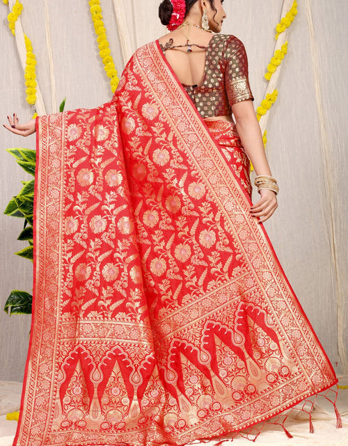 Load image into Gallery viewer, rajyogam banarasi silk saree surat
