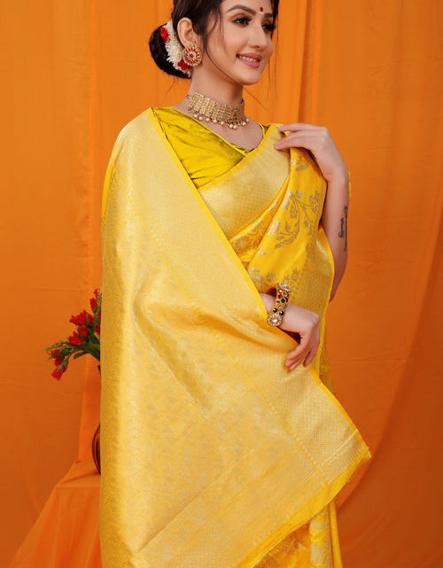 Load image into Gallery viewer, rajyogam kanjivaram silk saree surat
