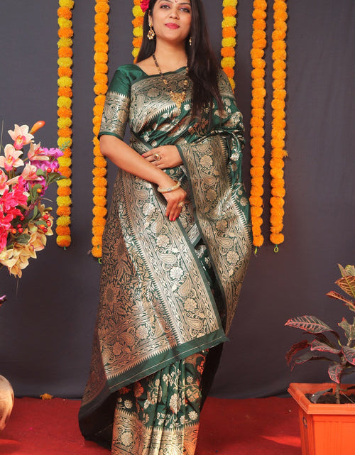 Load image into Gallery viewer, rajyogam banarasi silk saree surat
