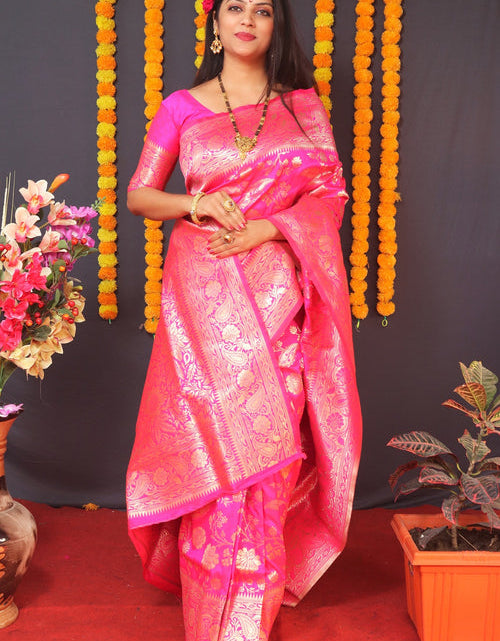 Load image into Gallery viewer, rajyogam banarasi silk saree surat
