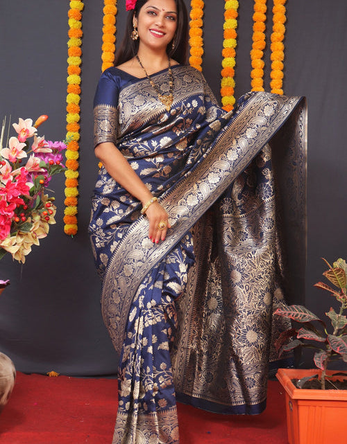 Load image into Gallery viewer, rajyogam banarasi silk saree surat
