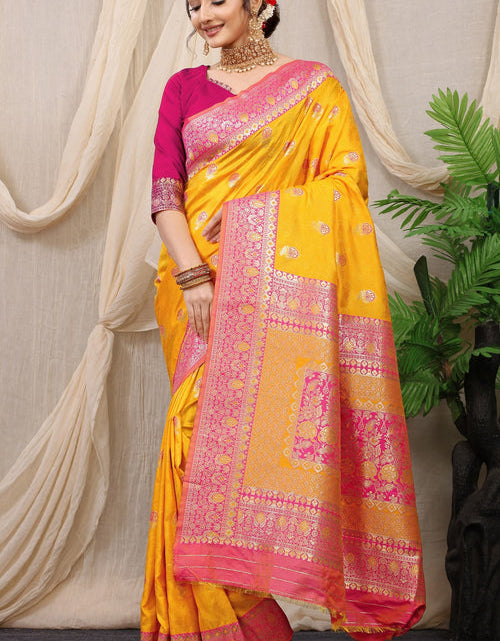 Load image into Gallery viewer, rajyogam banarasi silk saree surat
