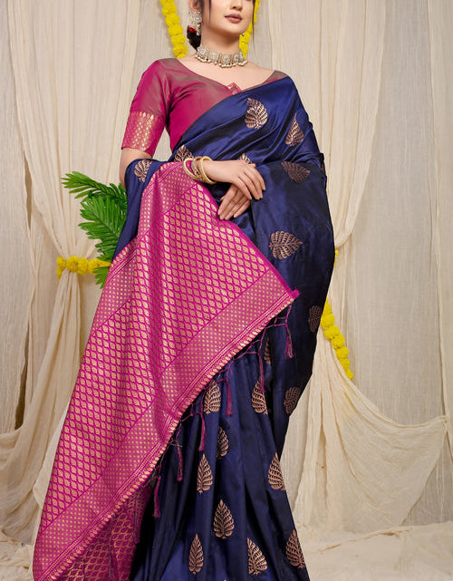 Load image into Gallery viewer, rajyogam banarasi silk saree surat
