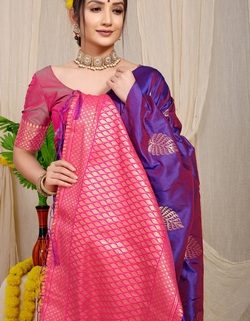 Load image into Gallery viewer, rajyogam banarasi silk saree surat
