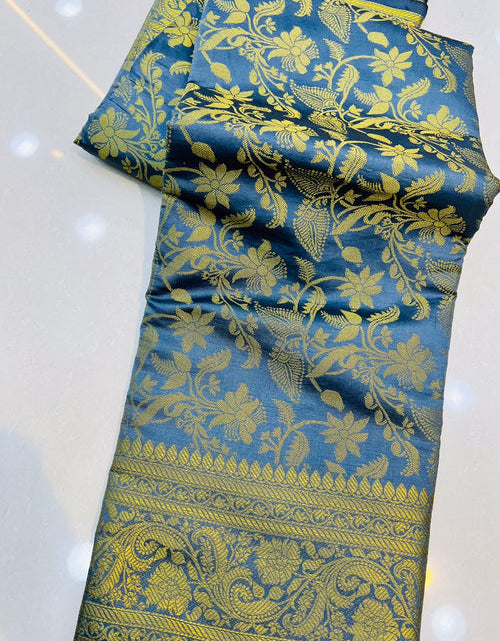 Load image into Gallery viewer, rajyogam banarasi silk saree surat
