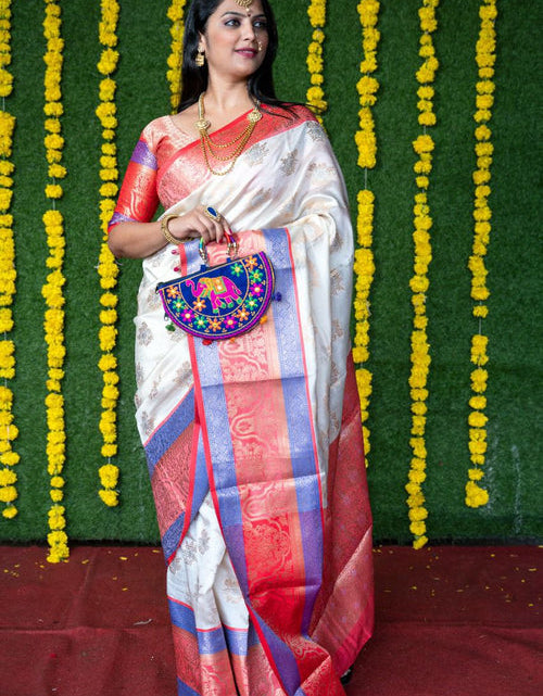 Load image into Gallery viewer, rajyogam banarasi silk saree surat
