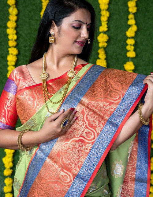 Load image into Gallery viewer, rajyogam banarasi silk saree surat
