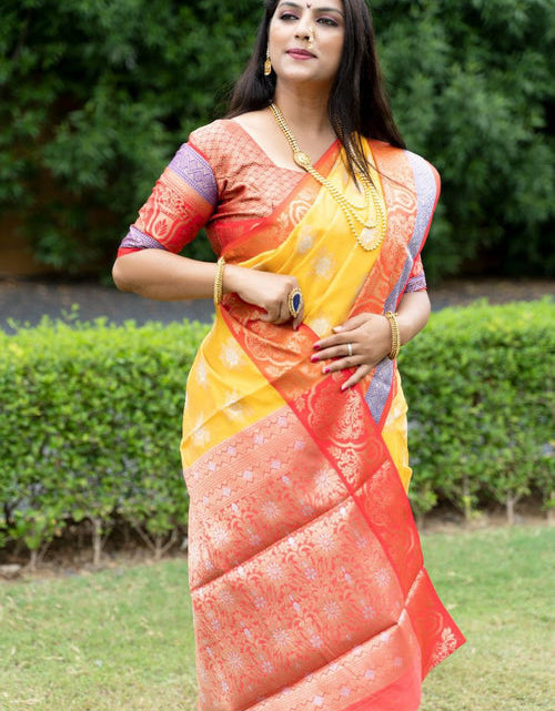 Load image into Gallery viewer, rajyogam banarasi silk saree surat
