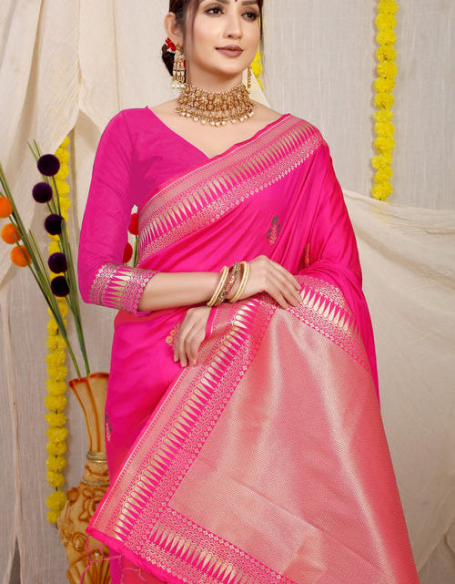 Load image into Gallery viewer, rajyogam banarasi silk saree surat
