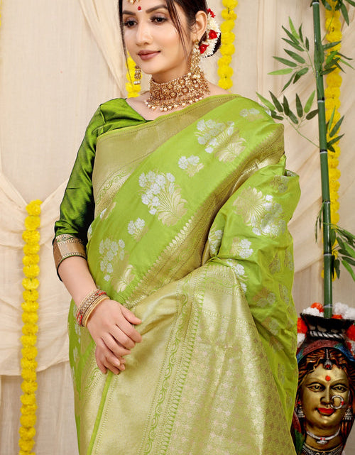 Load image into Gallery viewer, rajyogam kanjivaram silk saree surat
