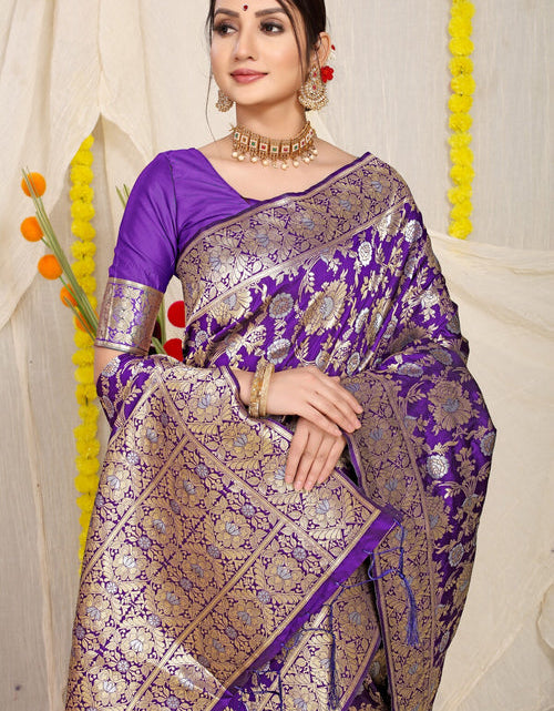 Load image into Gallery viewer, rajyogam banarasi silk saree surat
