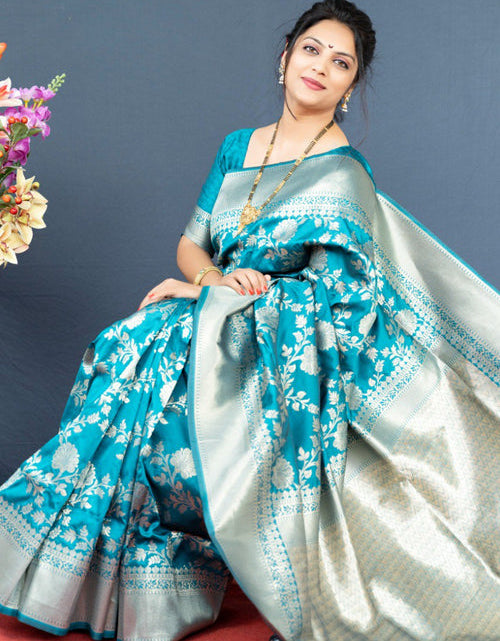 Load image into Gallery viewer, rajyogam banarasi silk saree surat
