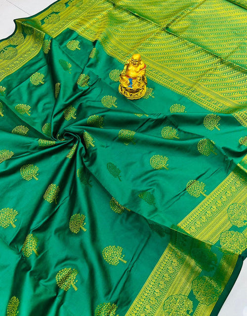 Load image into Gallery viewer, rajyogam banarasi silk saree surat
