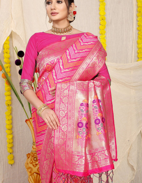 Load image into Gallery viewer, rajyogam banarasi silk saree surat
