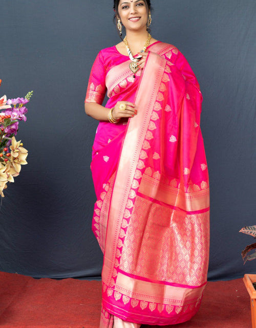 Load image into Gallery viewer, rajyogam banarasi silk saree surat
