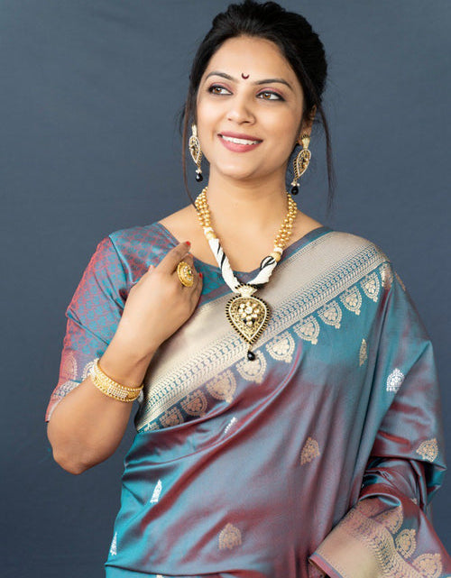 Load image into Gallery viewer, rajyogam banarasi silk saree surat
