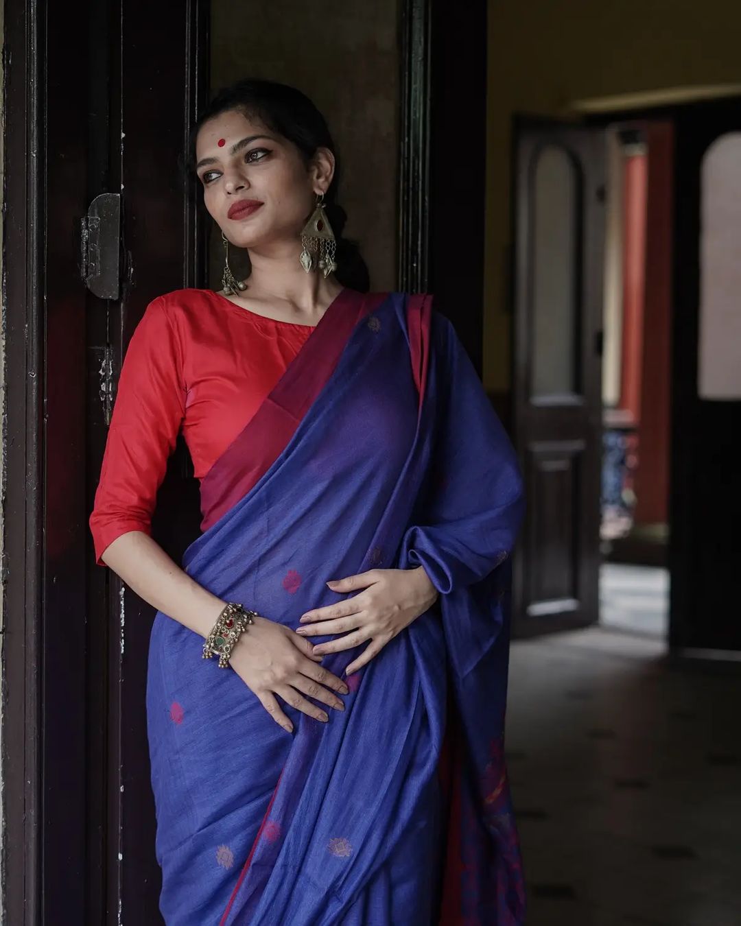 Festive Wear Blue Soft Cotton Silk Weaving Saree