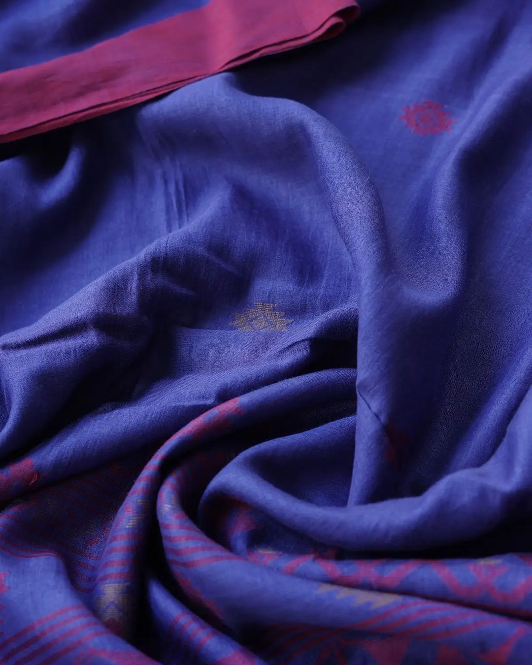 Festive Wear Blue Soft Cotton Silk Weaving Saree