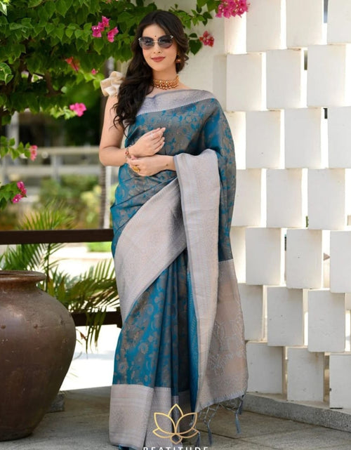 Load image into Gallery viewer, rajyogam soft silk saree surat
