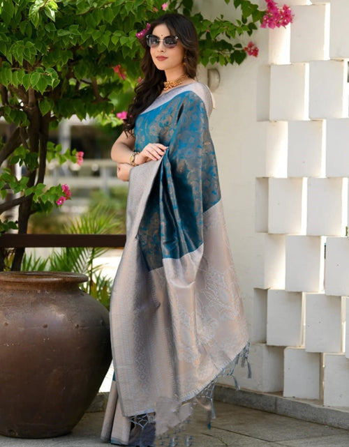 Load image into Gallery viewer, rajyogam soft silk saree surat
