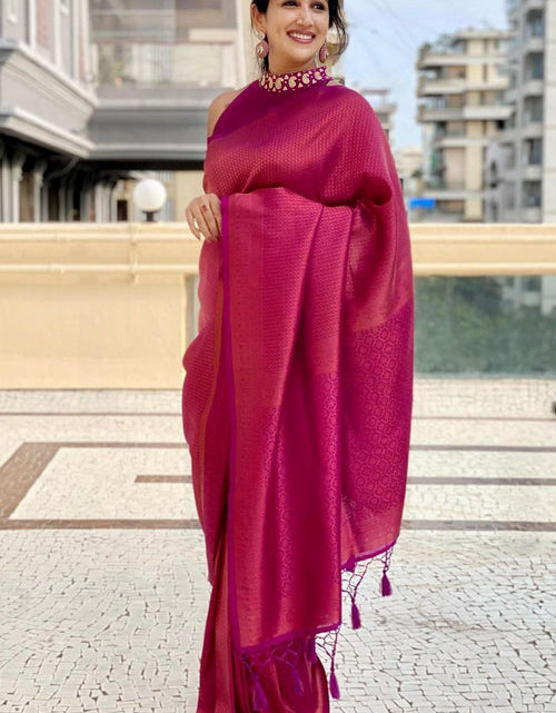 Load image into Gallery viewer, rajyogam soft silk saree surat
