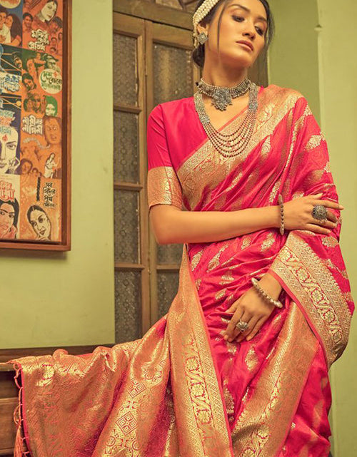 Load image into Gallery viewer, rajyogam banarasi silk saree surat
