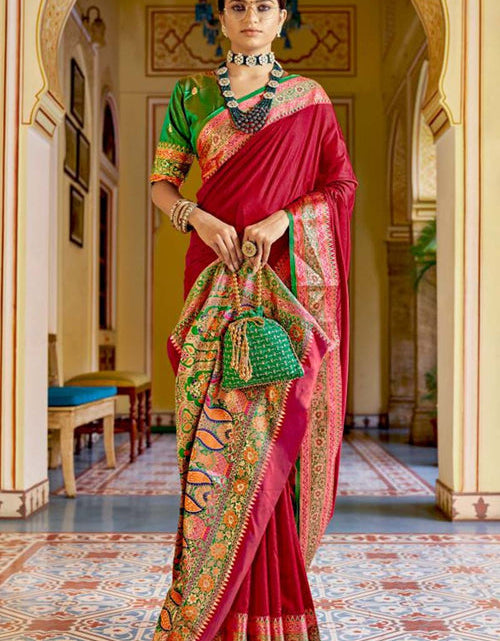 Load image into Gallery viewer, rajyogam banarasi silk saree surat
