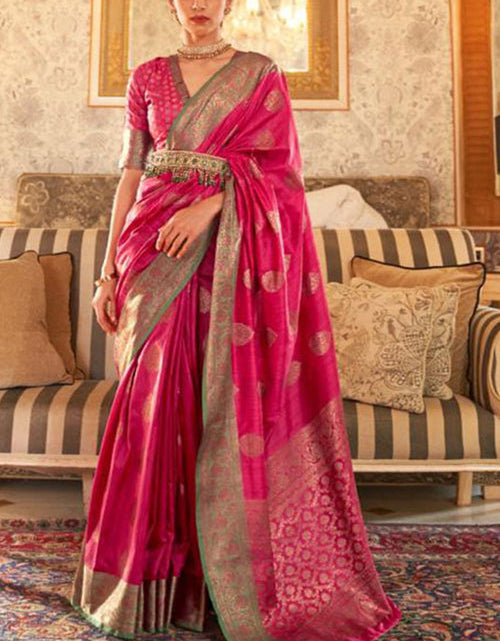 Load image into Gallery viewer, rajyogam banarasi silk saree surat
