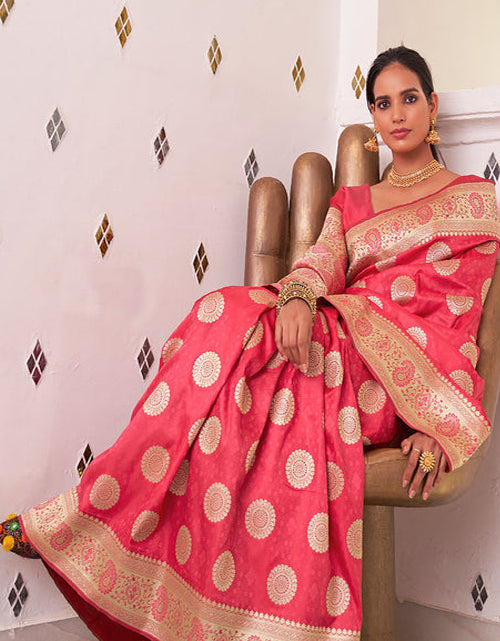 Load image into Gallery viewer, rajyogam banarasi silk saree surat
