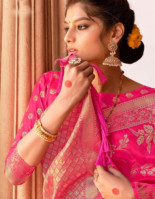 Exclusive Swarovski Paithani Silk Sarees for Indian Weddings Reception |  TST | The Silk Trend