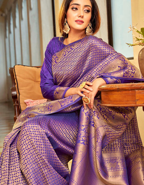 Load image into Gallery viewer, rajyogam soft silk saree surat
