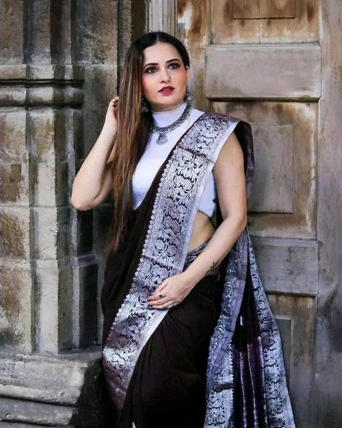 Load image into Gallery viewer, rajyogam soft silk saree surat
