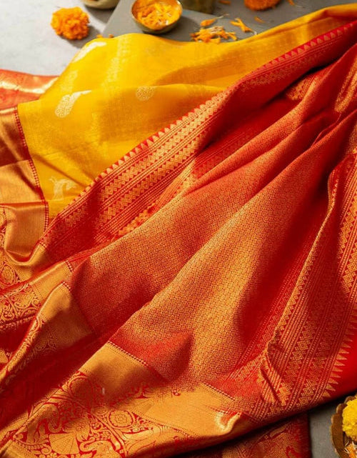 Load image into Gallery viewer, rajyogam banarasi silk saree surat
