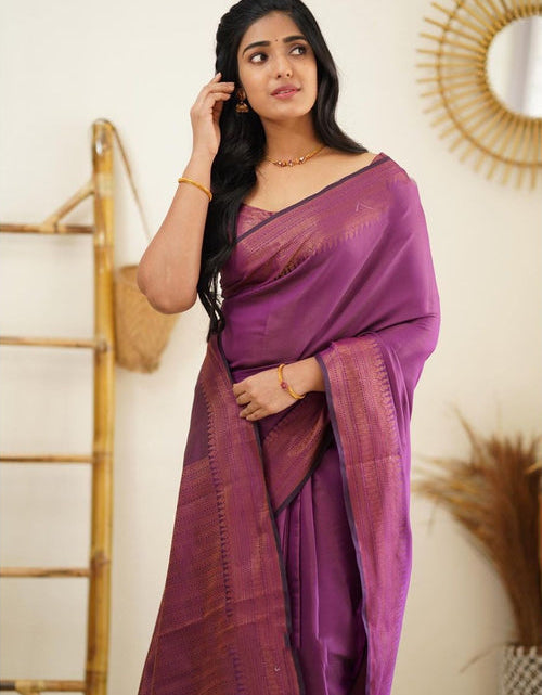 Load image into Gallery viewer, rajyogam soft silk saree surat
