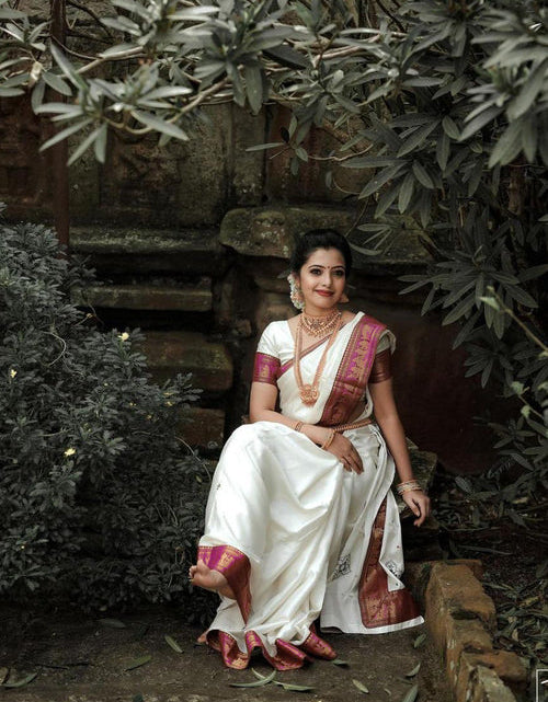 Load image into Gallery viewer, rajyogam soft silk saree surat
