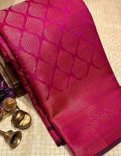 Load image into Gallery viewer, rajyogam soft silk saree surat
