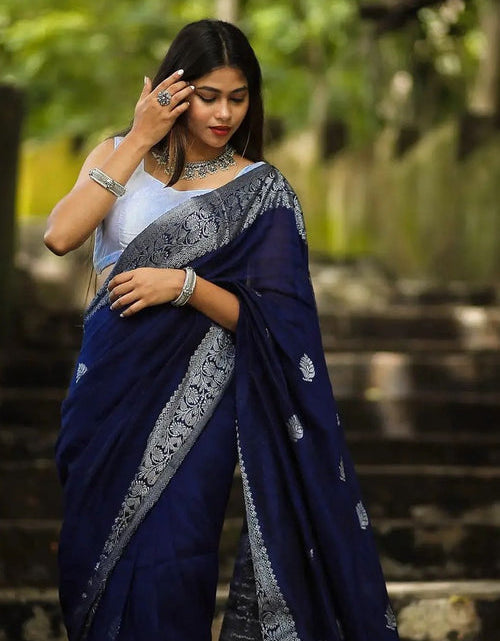 Load image into Gallery viewer, rajyogam banarasi silk saree surat
