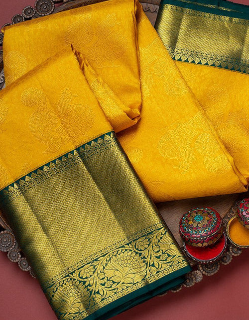 Load image into Gallery viewer, rajyogam banarasi silk saree surat
