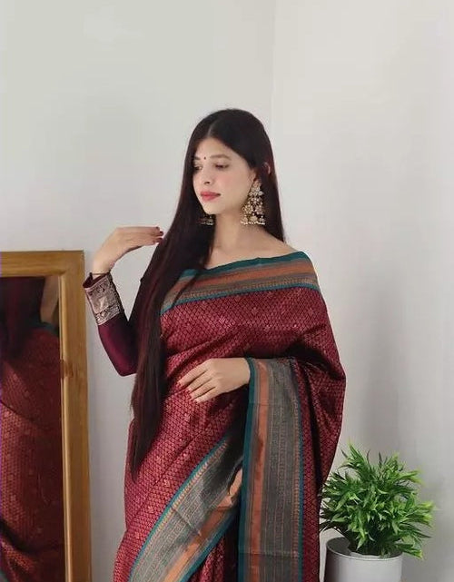 Load image into Gallery viewer, rajyogam soft silk saree surat
