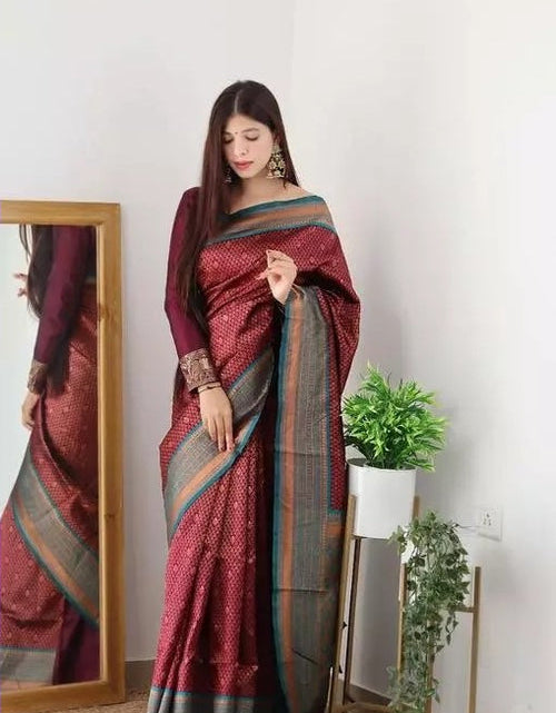 Load image into Gallery viewer, rajyogam soft silk saree surat
