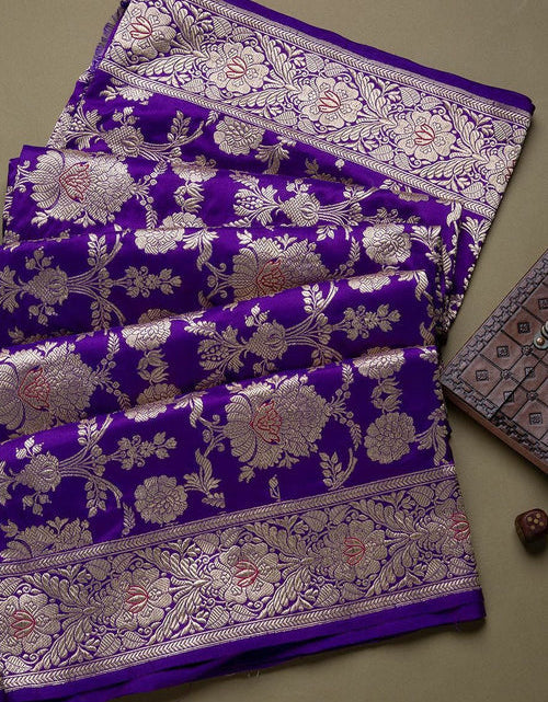 Load image into Gallery viewer, rajyogam banarasi silk saree surat
